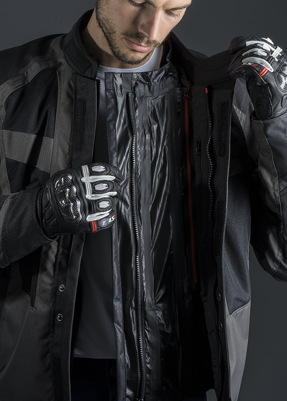 2 removable waterproof lining